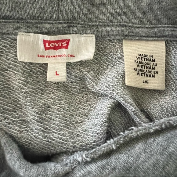 Levi’s Cropped Hoodie with Rhinestone sleeve detail - Picture 5 of 6